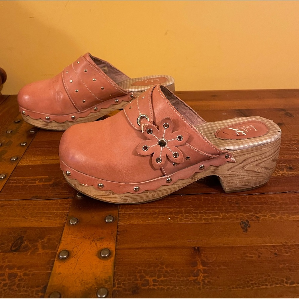 T.K.S Vintage 90s Pink Mule Clogs